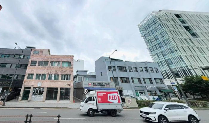 [개발·투자 분석] 성수동2가 준공업지역 소형 단독주택 부지, 용적률 400% 고밀 개발 잠재력 주목