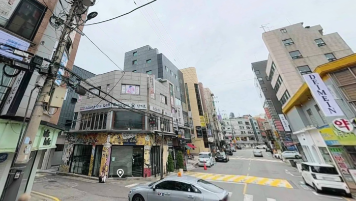 논현동 소로변 코너 3층 빌딩 119억...R-PRICE보다 52% 높은 호가