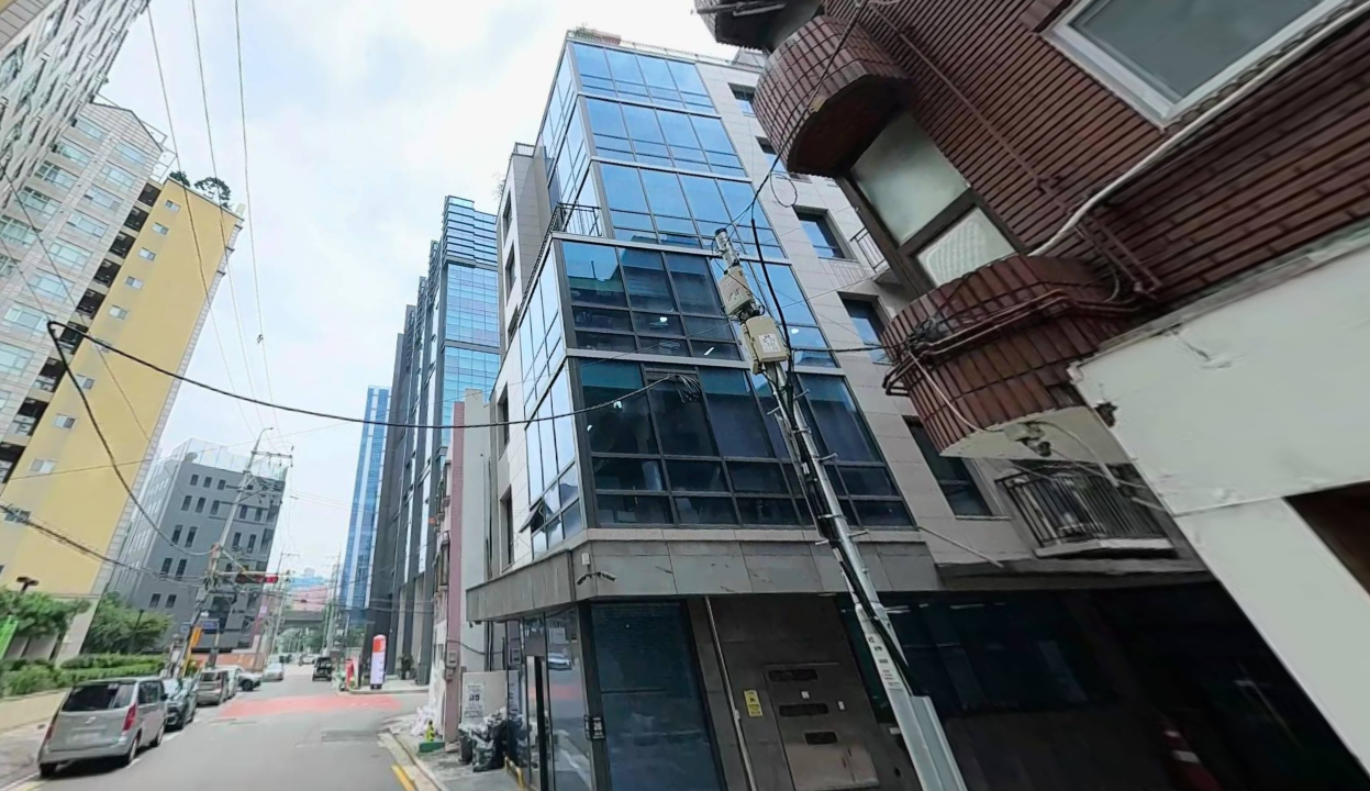 성동구 성수동1가 이면 3층 빌딩 매매 · 제시가 47억원 · 대지 35.1평