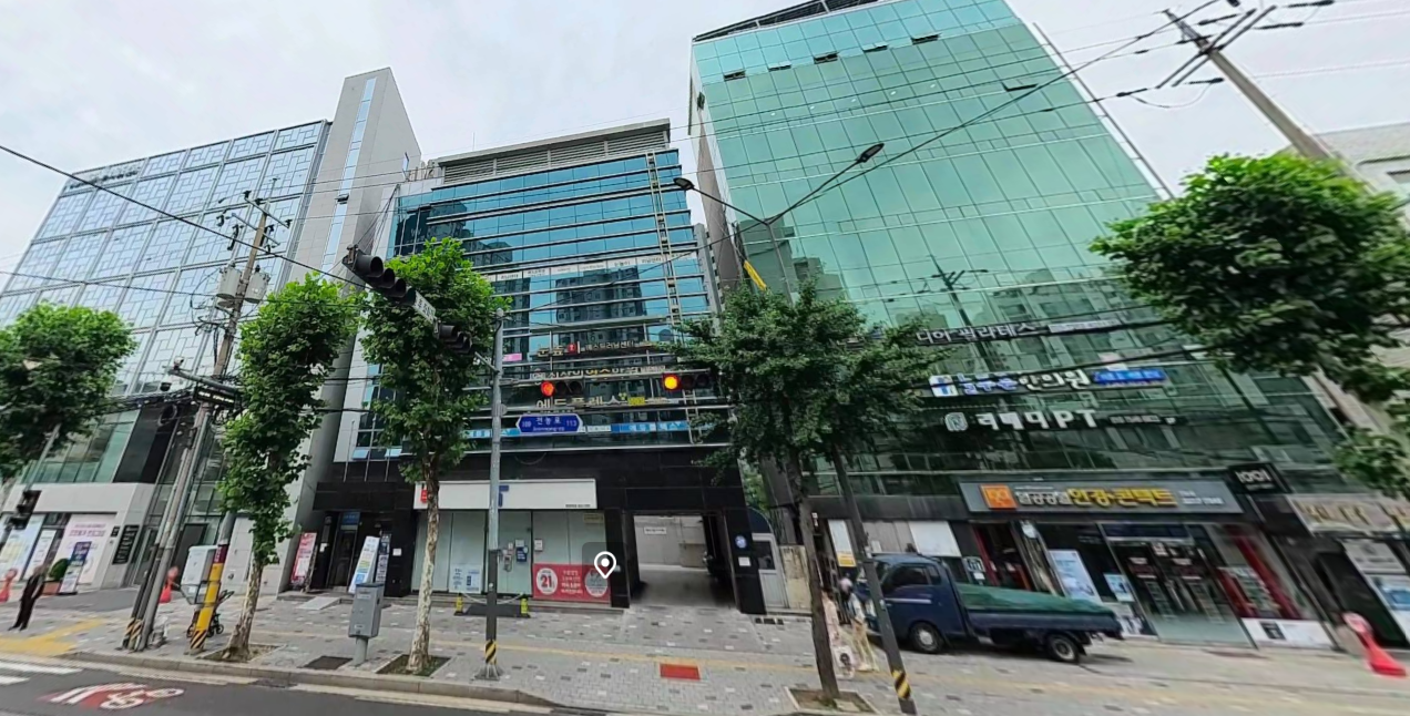 동대문구 답십리동 광대로변 코너 5층 빌딩 매매 · 제시가 150억원 · 대지 208.1평